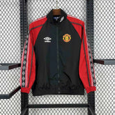 Manchester United 1998 Black & Red Retro Windbreaker