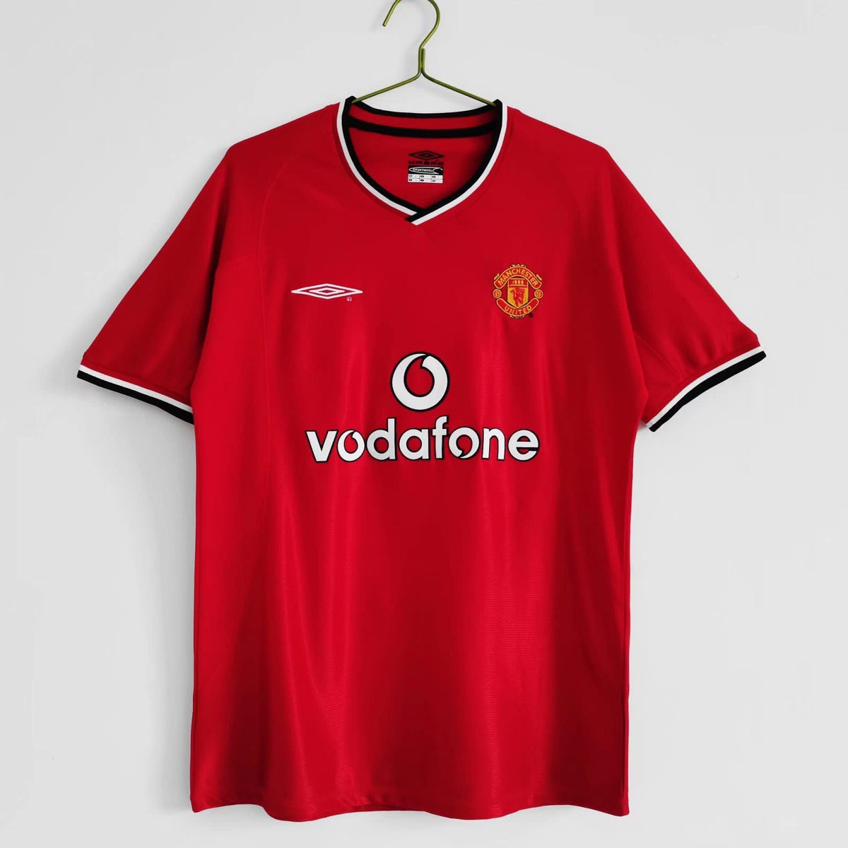 Manchester United 2000-02 Vodafone Home Retro Jersey